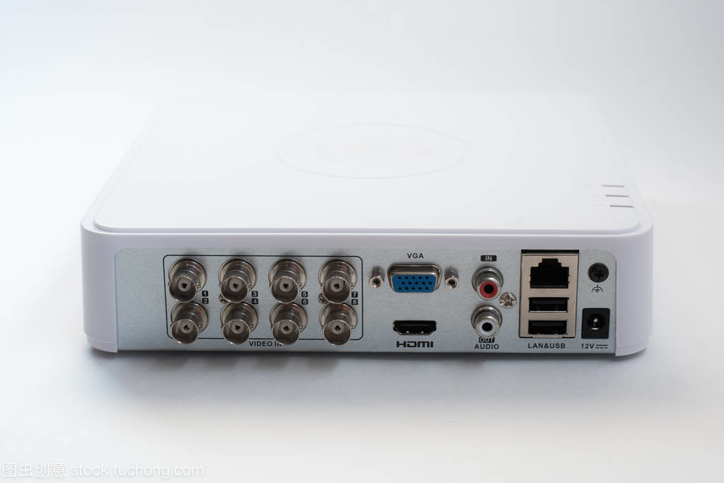 白色背景下的网络守护者 通用路由器及其隔离功能探析